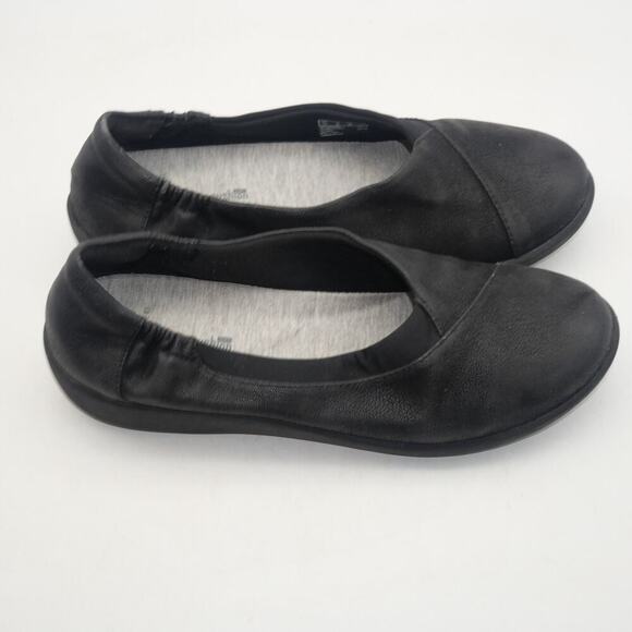 Clarks Women's 9 Cloudsteppers Sillian Holly Comfort Shoes Flats Slip On Black - Picture 9 of 10